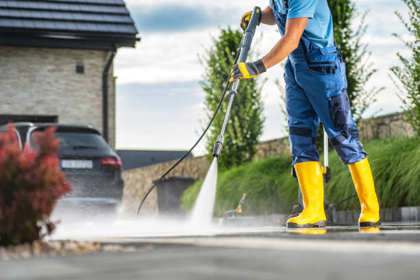 Best Driveway Pressure Washing  in Clarendon, TX